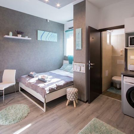 Petra'S Tranquil Nest In Downtown 布达佩斯 外观 照片