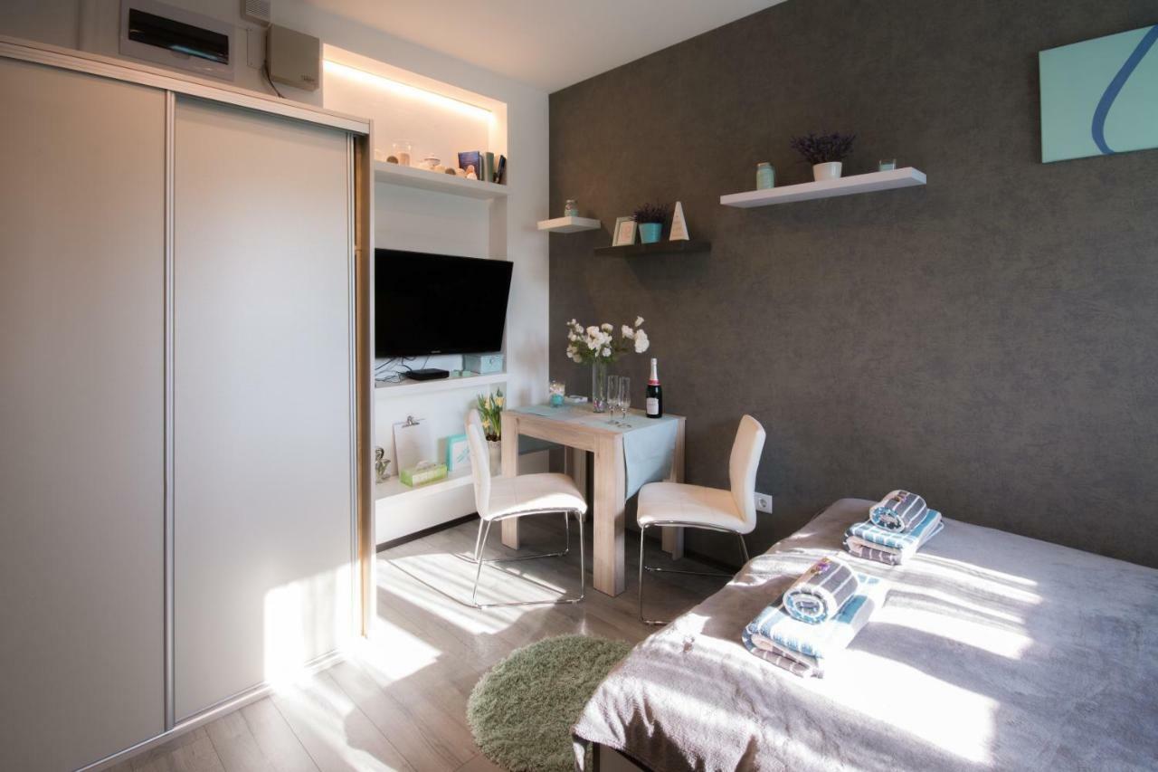 Petra'S Tranquil Nest In Downtown 布达佩斯 外观 照片